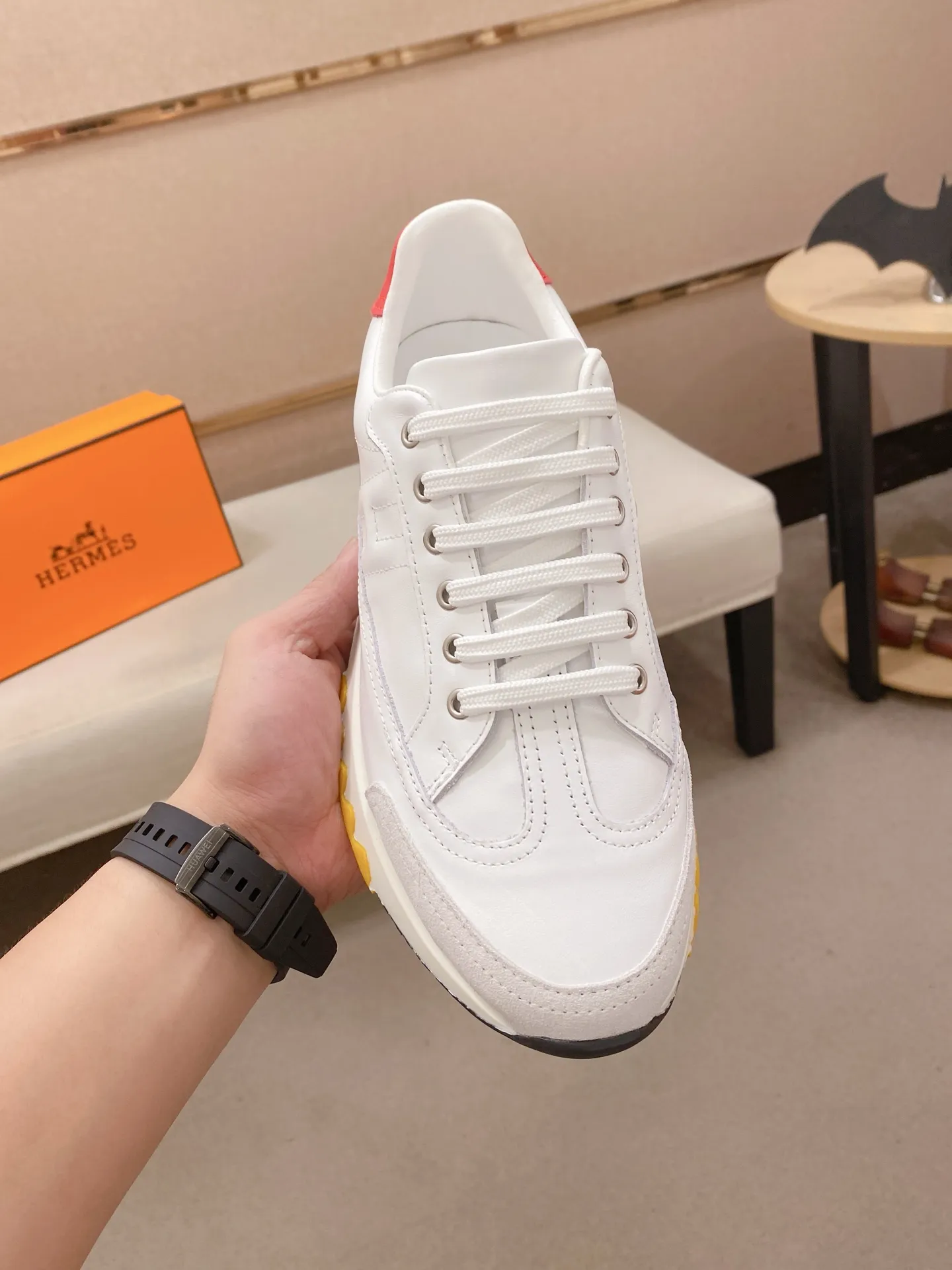 Ex-factory price: 500💰《HERMES》【Classic original single version】Hermès; top 🔝purchasing agent🔍🔍men's latest 🇺🇸sold simultaneously, original imported from Italy ▲▲first-layer cowhide ▲▲ (high-end, nobility and class) ) Exquisite workmanship (Italian 🇮🇹 imported water-dyed 🐂 cowhide lining) sole: original sole provided by the original factory, ⚠️exclusive double-layer activity·TPR·rubber·combined molded outsole; super comfortable·wear-resistant·non-slip·environmental protection The real thing is more beautiful when photographed in kind (high quality, following orders), you can come in and out at will * Number of yards: 38·39·40·41·42·43·44# (can be customized 45.)